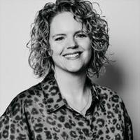 Pasfoto Alinda Vermeer