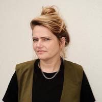 Pasfoto Anoek Nuyens