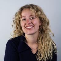 Pasfoto Emma van Bergeijk
