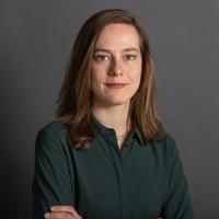 Pasfoto Linda van der Pol