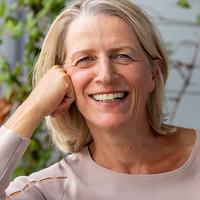 Pasfoto Marianne Janssen