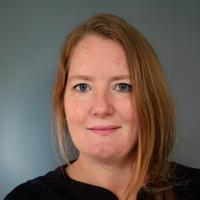Pasfoto Mijke Slot