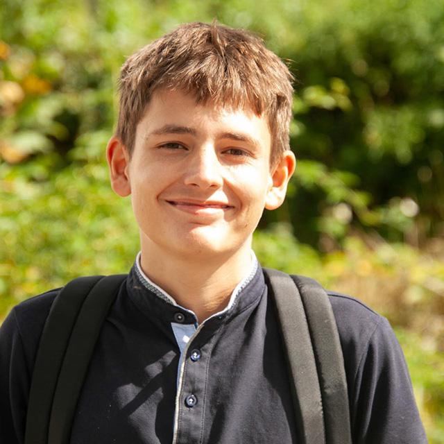 Pasfoto Enzo Aprahamian