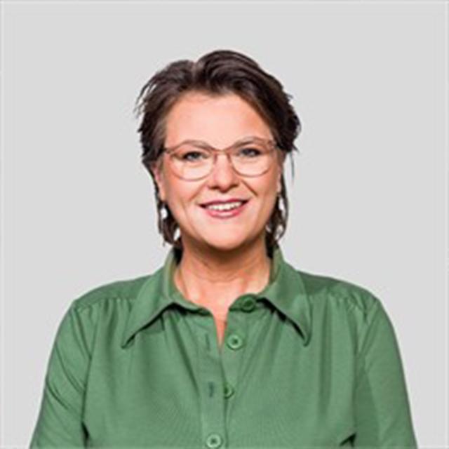 Pasfoto Hermina de Vries