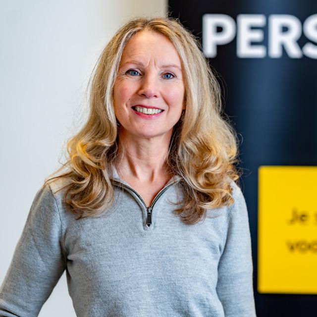Pasfoto Isabella Prins