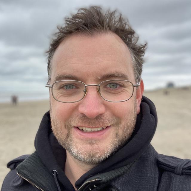 Pasfoto Menko Arends